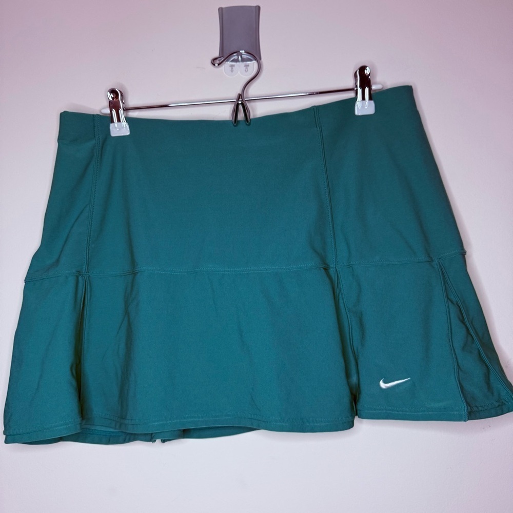 NIKE Pleated Tennis Golf Preppy Green Atheleisure Skort